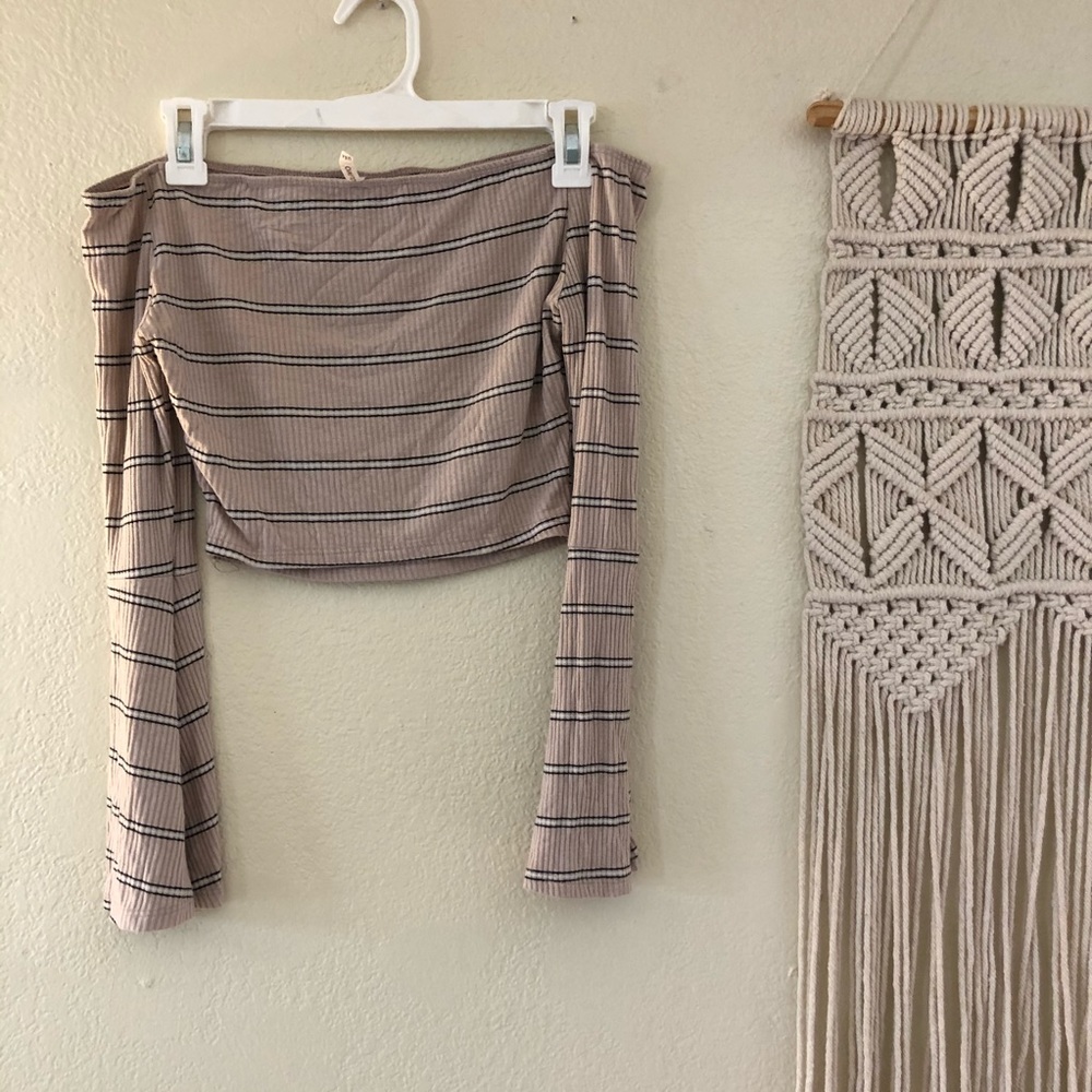 off the shoulder striped crop top!